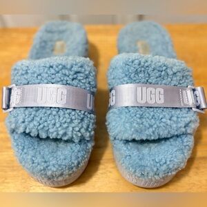 UGG Soft Blue Lambswool Slide style Slippers Women’s size 8